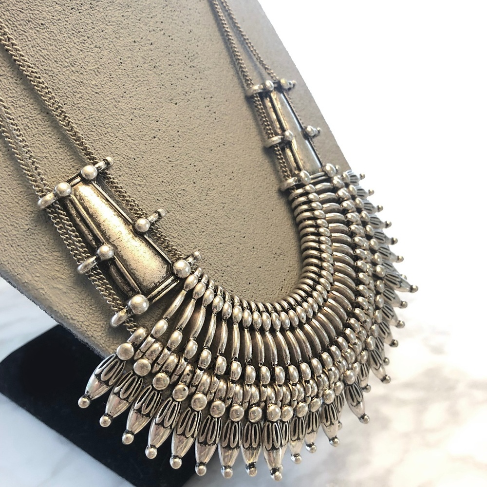 Tribal Collar Necklace STATEMENT PIECE. MUST GO!